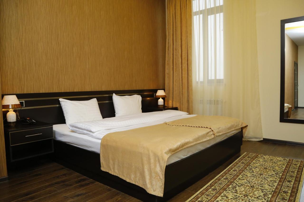 Tomu'S Hotel غيومري المظهر الخارجي الصورة