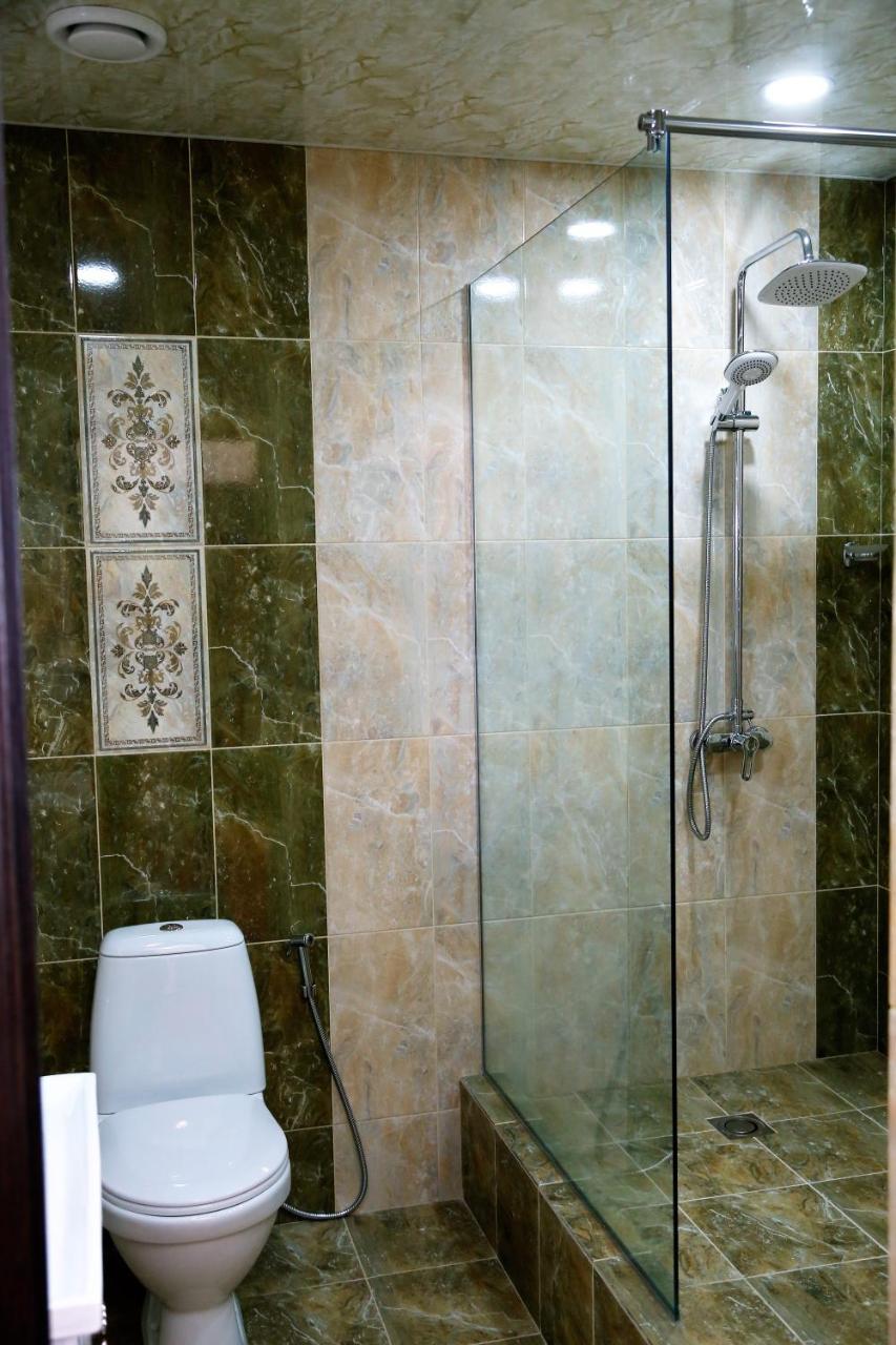 Tomu'S Hotel غيومري المظهر الخارجي الصورة